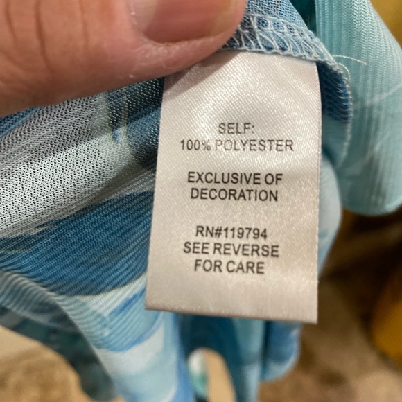 🌸One World Beautiful too size XL - Picture 2 of 3